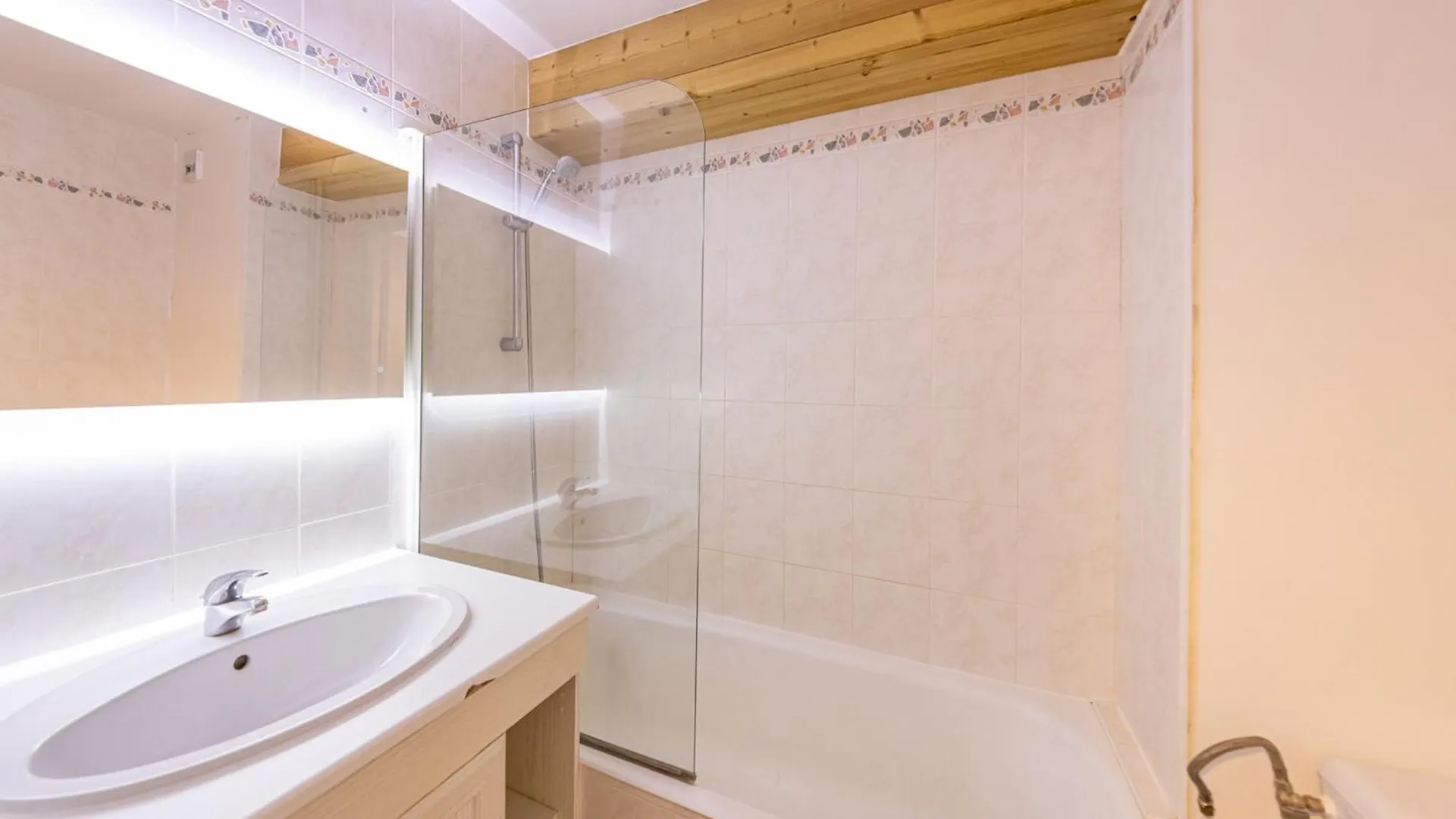 Studio Confort 4 Pers, Proche Pistes Et Commerces, Balcon Expose Sud - Fr-1-807-112 Saint-François-Longchamp Francia